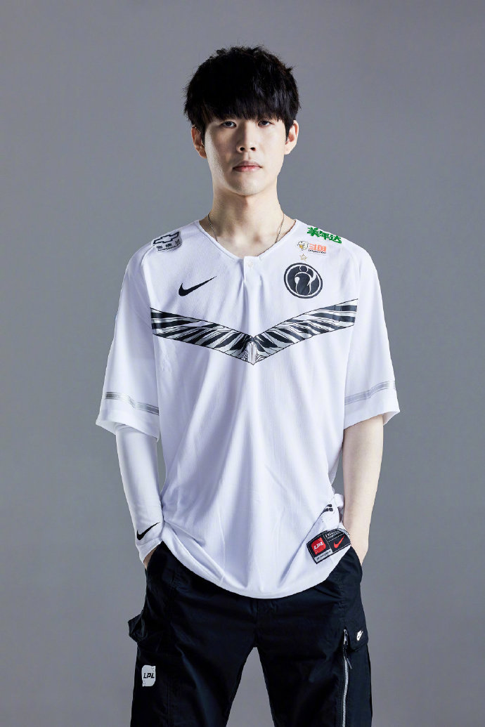 右手进攻无 右手进攻无