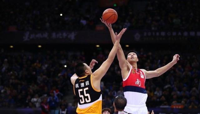 前置过人 前置过人